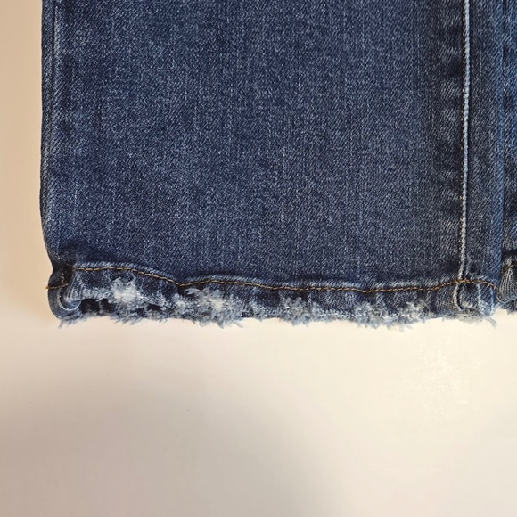 Good American Jeans GPST802T 1331 | Straight Leg | Used, Excellent Condition - Picture 9 of 9